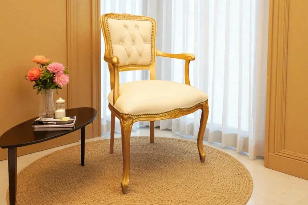 Poltrona Parigina laccata oro - ecopelle beige